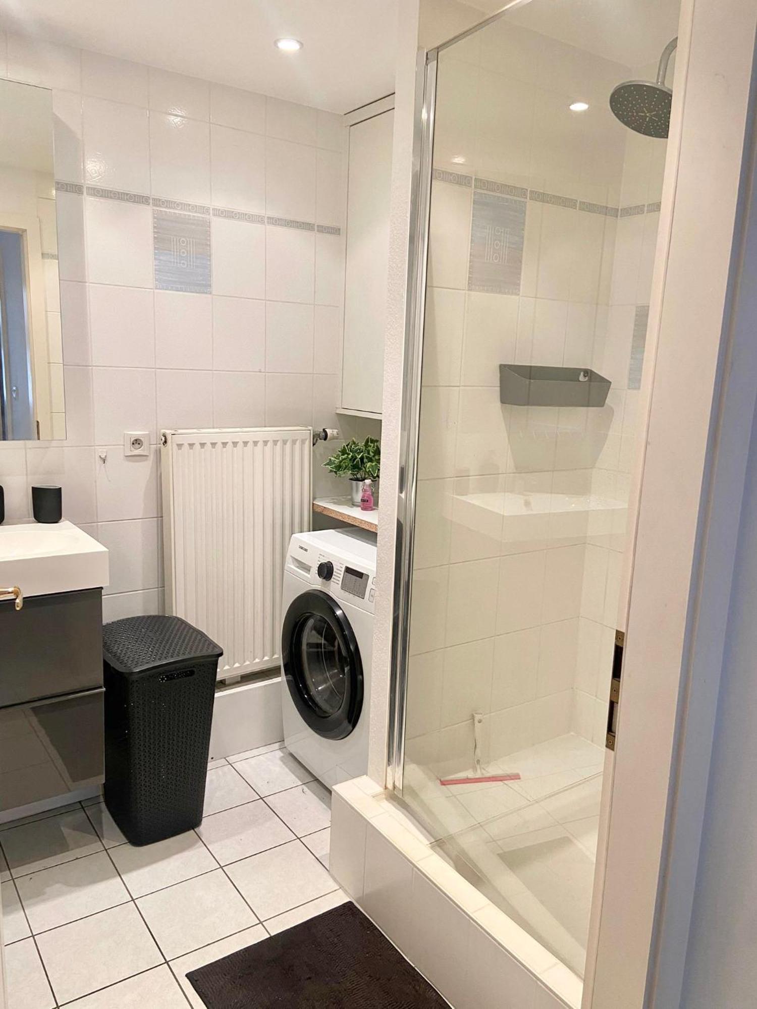 L'escale, Proche Suisse, Parking Apartment